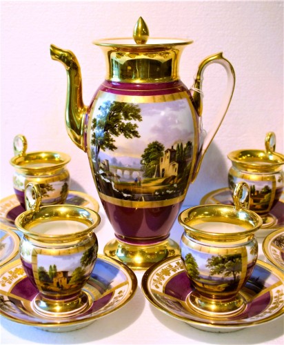 19th century - Hand-painted Porcelain Service - Paris Manufacture - 19th century